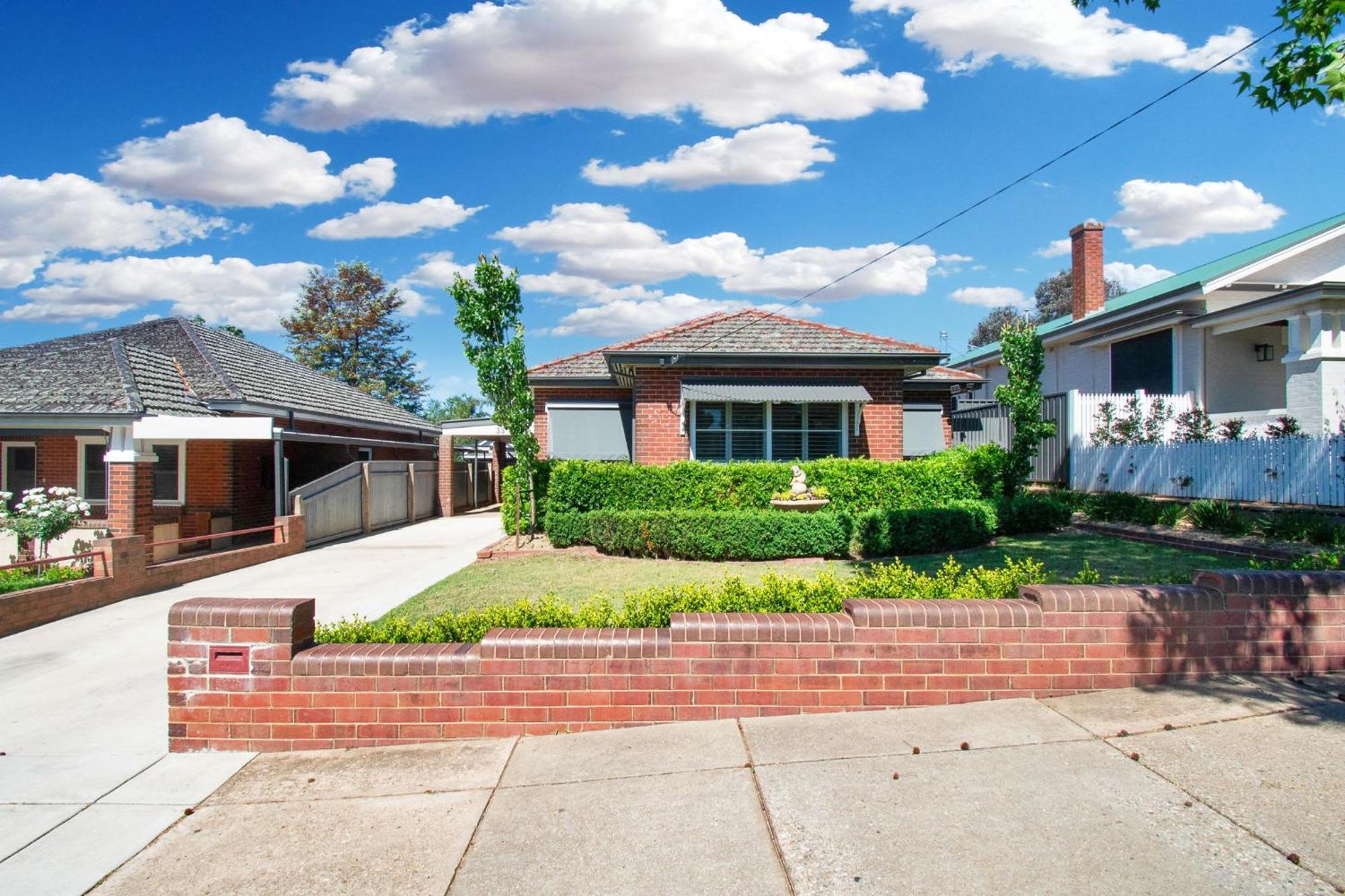 The Macleay - Poolside Entertainer, Pet Friendly Villa Wagga Wagga Bagian luar foto